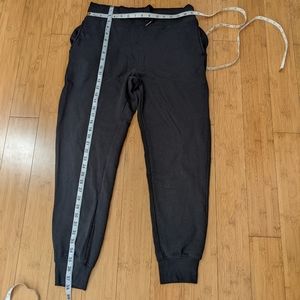 Athleta Balance Jogger, color Black, Size Medium